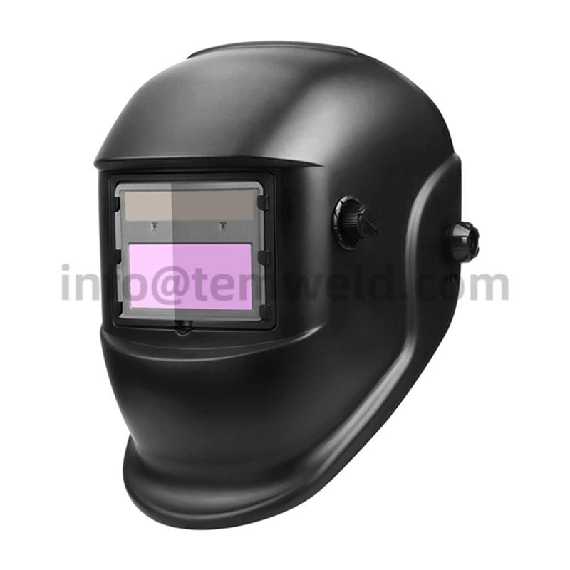 Welding helmet